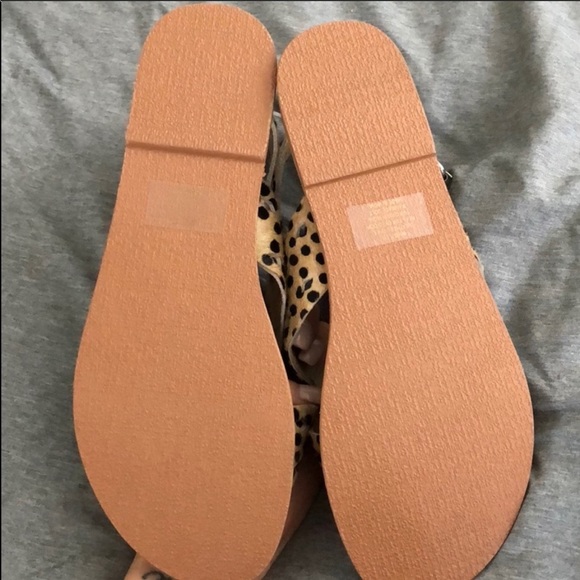 Matisse "Whistler" Cow Hair Criss Cross Sandals - Picture 5 of 7